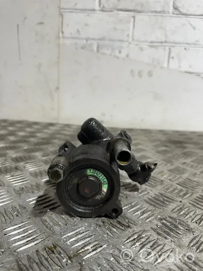 Volkswagen Golf IV Power steering pump 1J0422154D