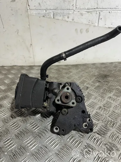 BMW 5 E60 E61 Power steering pump 7693974101