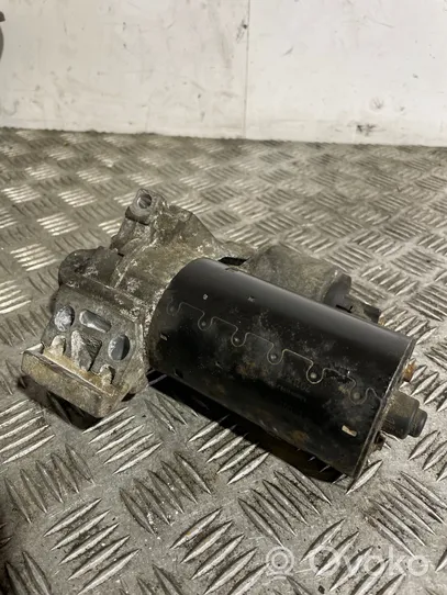 BMW X1 E84 Starter motor 8607657