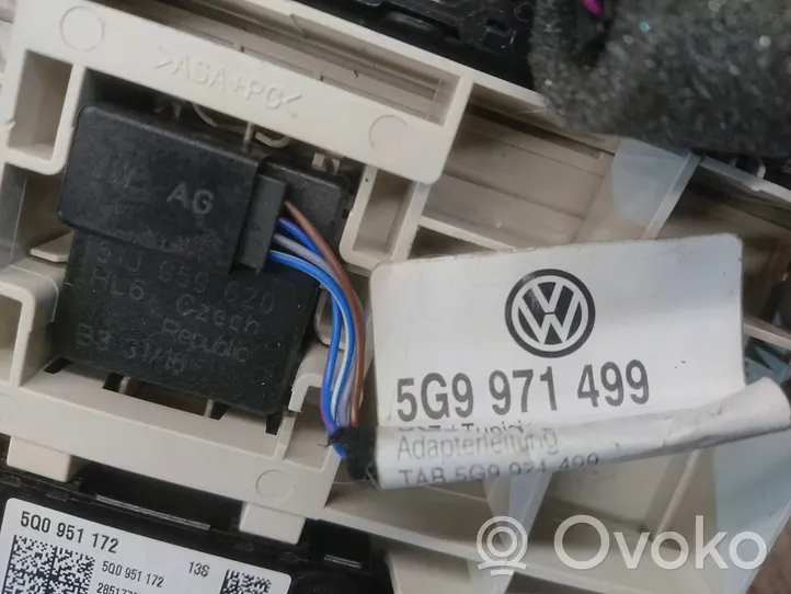 Volkswagen PASSAT B8 Kattokonsolin valaisinyksikön koristelista 