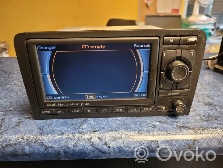 Audi A3 S3 A3 Sportback 8P Panel / Radioodtwarzacz CD/DVD/GPS 