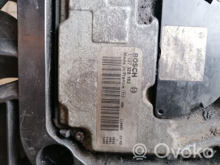 Audi A8 S8 D3 4E Elektrinis radiatorių ventiliatorius 4E0969466G