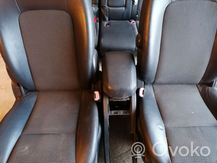 Chevrolet Captiva Kit intérieur 