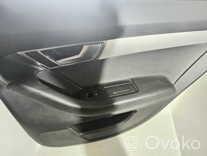 Audi A6 S6 C6 4F Rivestimento del pannello della portiera posteriore 4F0867306