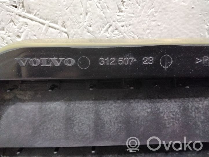 Volvo V70 Prese d'aria laterali fiancata 31250723