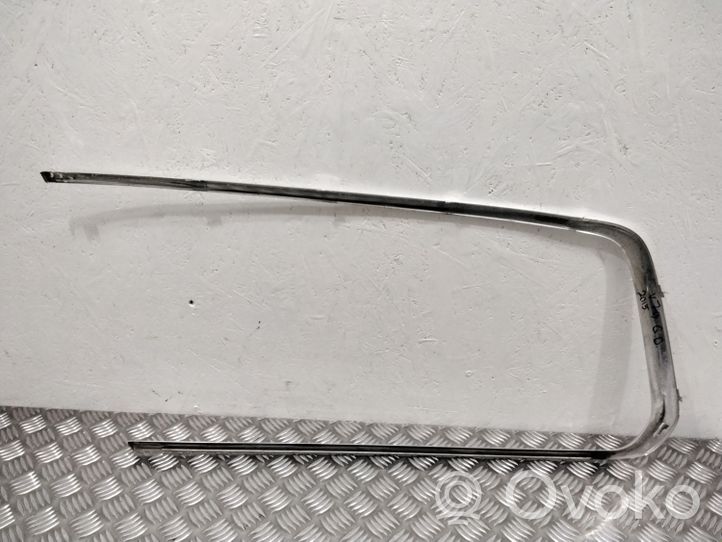 Volvo V70 Rivestimento vetro lato posteriore 