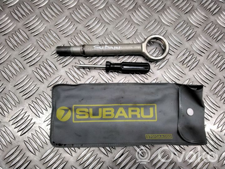 Subaru Impreza III Ucha holownicze / Zaczep 97010AA050
