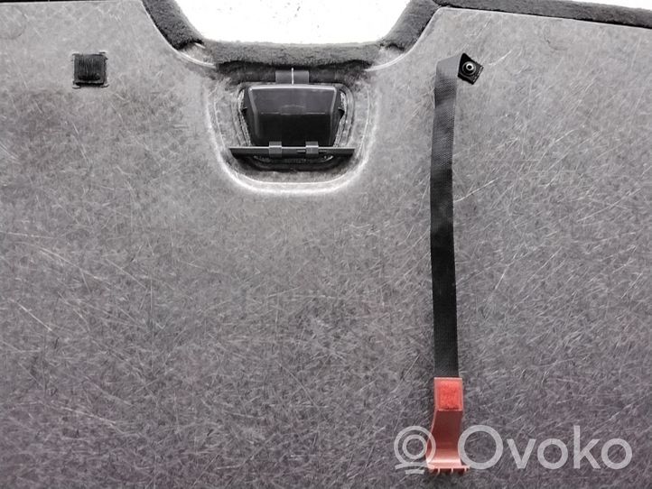 Volvo V70 Tappeto di rivestimento del fondo del bagagliaio/baule 39834012