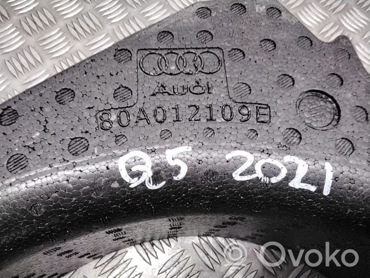 Audi Q5 SQ5 Kita bagažinės apdailos detalė 80A012109E