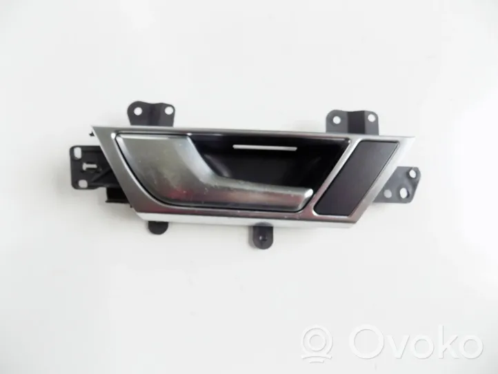 Audi A6 S6 C6 4F Rivestimento della maniglia interna per portiera posteriore 