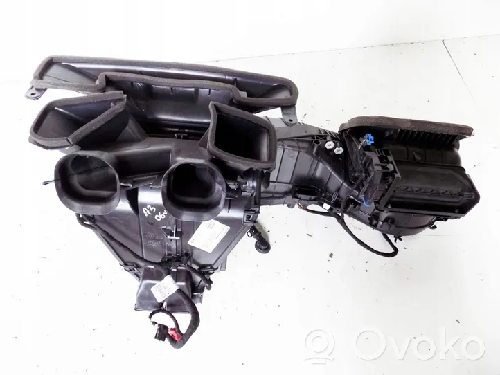 Audi A3 S3 A3 Sportback 8P Scatola climatizzatore riscaldamento abitacolo assemblata 8p1820003l