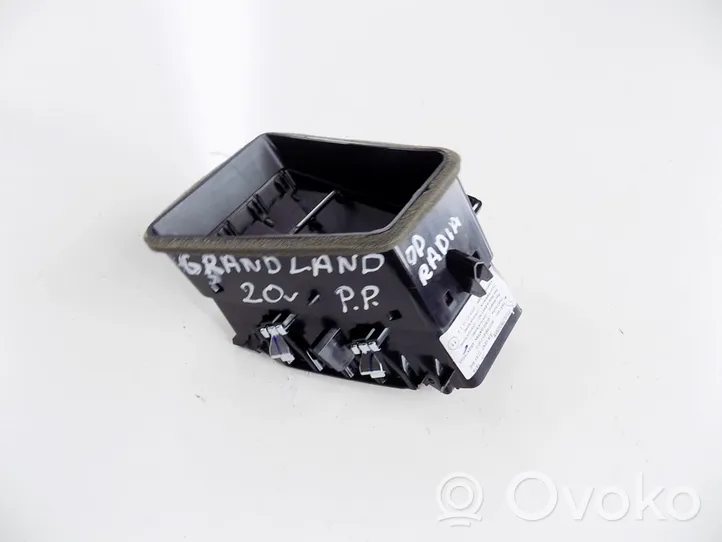 Opel Grandland X Kojelaudan sivutuuletussuuttimen kehys 