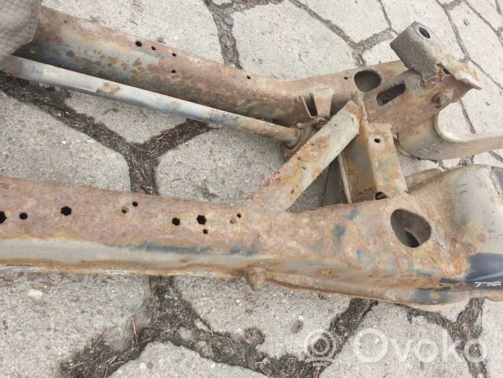 Ford Grand C-MAX Rear axle beam 