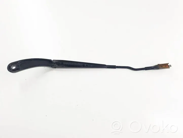 Ford Grand C-MAX Front wiper blade arm 