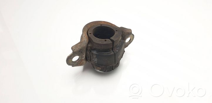 Volkswagen PASSAT B5.5 Supporto per boccola della barra antirollio, anteriore 4D0411336D