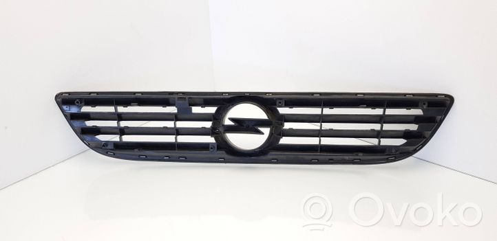 Opel Zafira A Grille calandre supérieure de pare-chocs avant 90580685