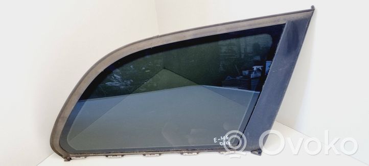 BMW 3 E46 Finestrino/vetro retro 