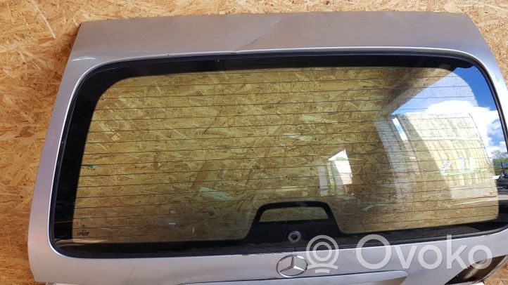 Mercedes-Benz E W210 Puerta del maletero/compartimento de carga 