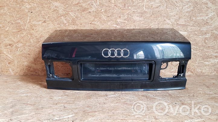 Audi A8 S8 D2 4D Galinis dangtis (bagažinės) 