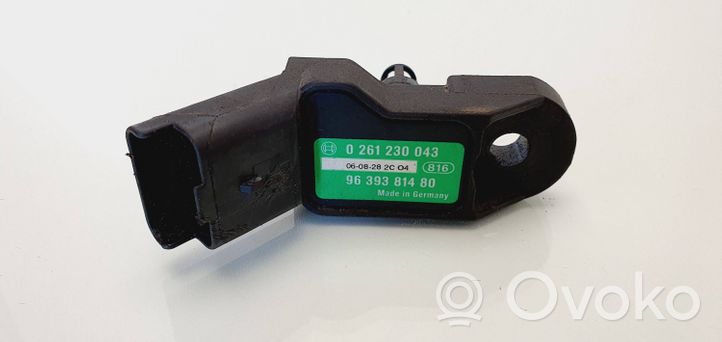 Citroen C4 I Picasso Air pressure sensor 9639381480