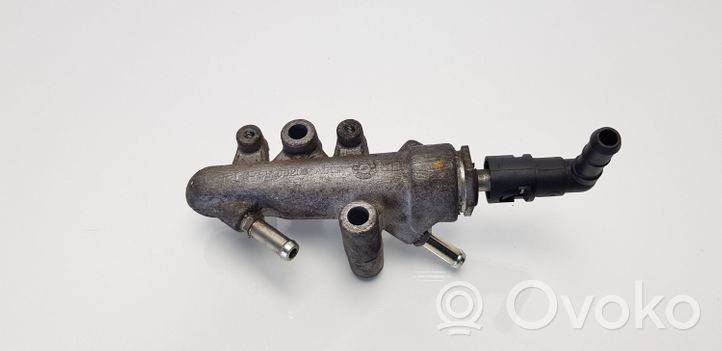 Opel Vectra C Régulateur de pression de carburant 55188200