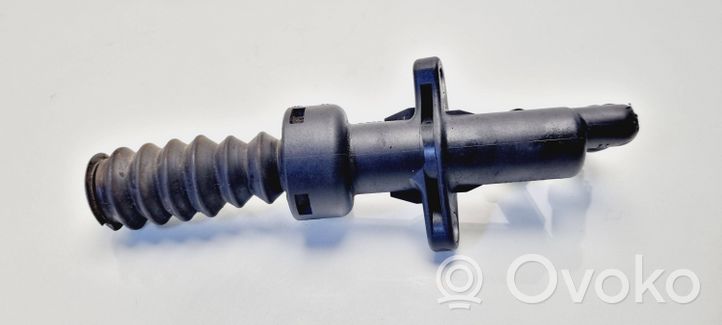 Citroen C4 II Główny cylinder sprzęgła R0356A