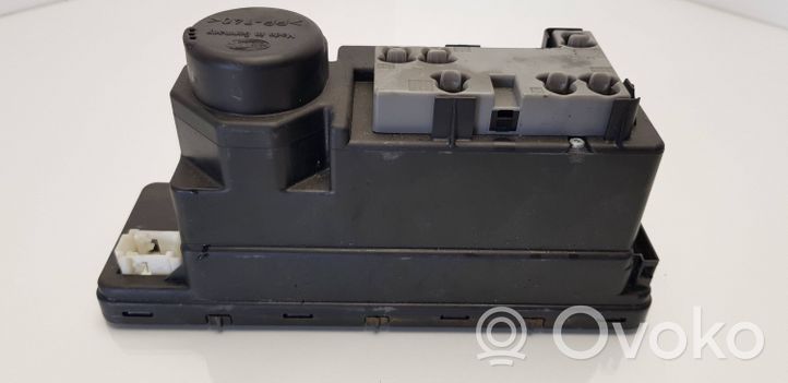 Mercedes-Benz E W210 Central locking vacuum pump 2108002448