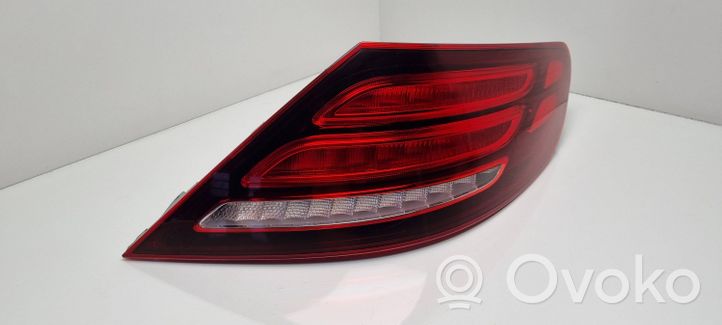 Mercedes-Benz SLC R172 Lampa tylna A1729066000
