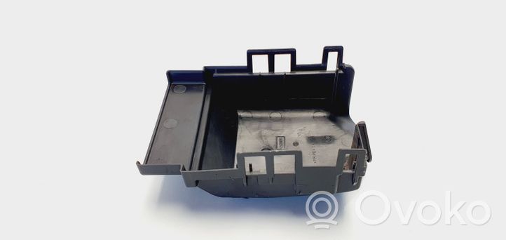 Opel Zafira C Fuse box cover 525230582