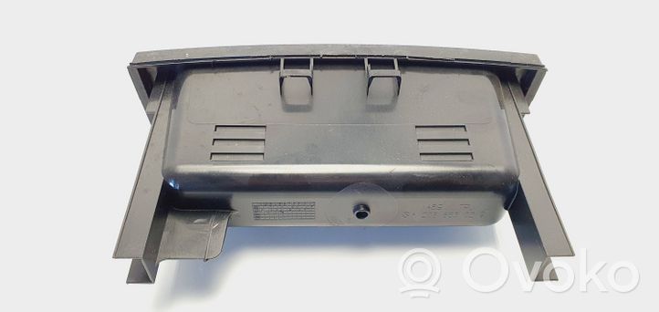 Mercedes-Benz C W203 Boîte / compartiment de rangement pour tableau de bord A2036830291