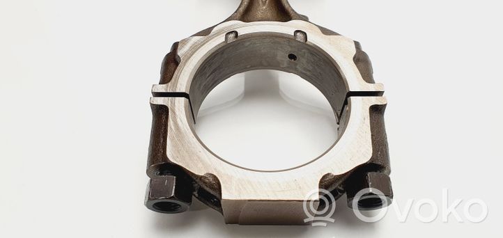 Infiniti FX Piston with connecting rod 