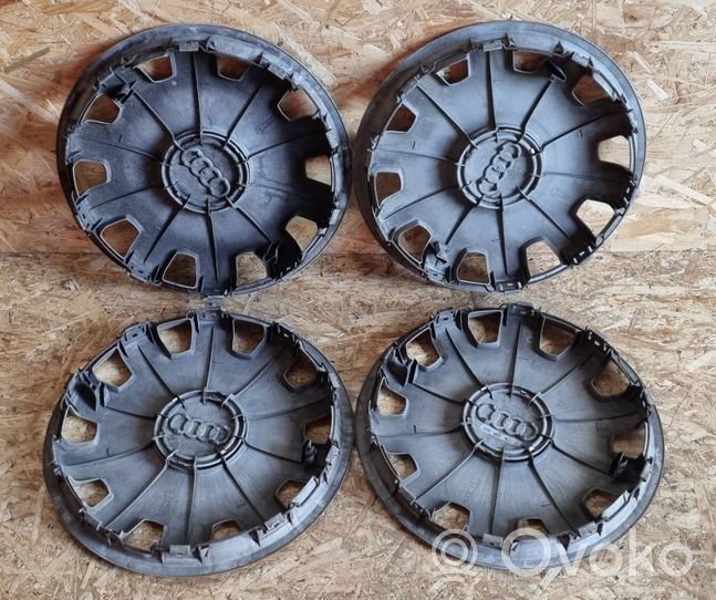 Audi A4 S4 B7 8E 8H R16 wheel hub/cap/trim 4B0601147D