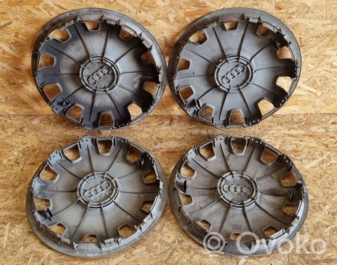 Audi A4 S4 B7 8E 8H R16 wheel hub/cap/trim 4B0601147D