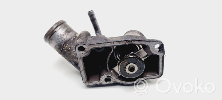 Opel Zafira A Boîtier de thermostat / thermostat 