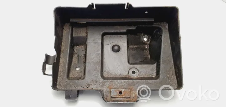 Opel Zafira A Boîte de batterie 24449812