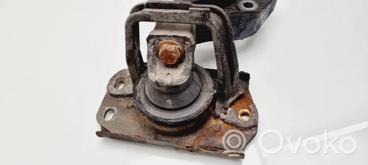 Nissan Primastar Engine mount bracket 