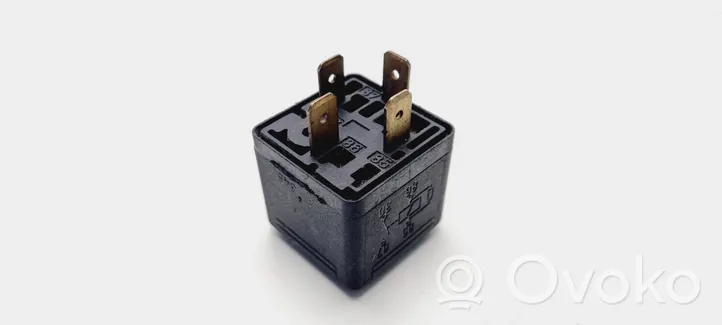 Opel Astra F Other relay 0332014451