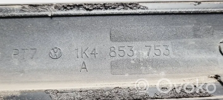 Volkswagen Golf V Takaoven lista (muoto) 1K4853753