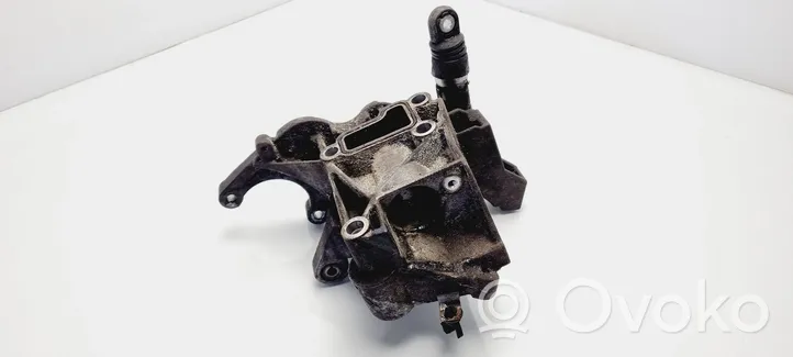 Audi A6 S6 C6 4F Supporto di montaggio della pompa del servosterzo 059145169AD