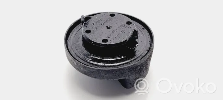 Audi A4 S4 B5 8D Oil filler cap 026103485