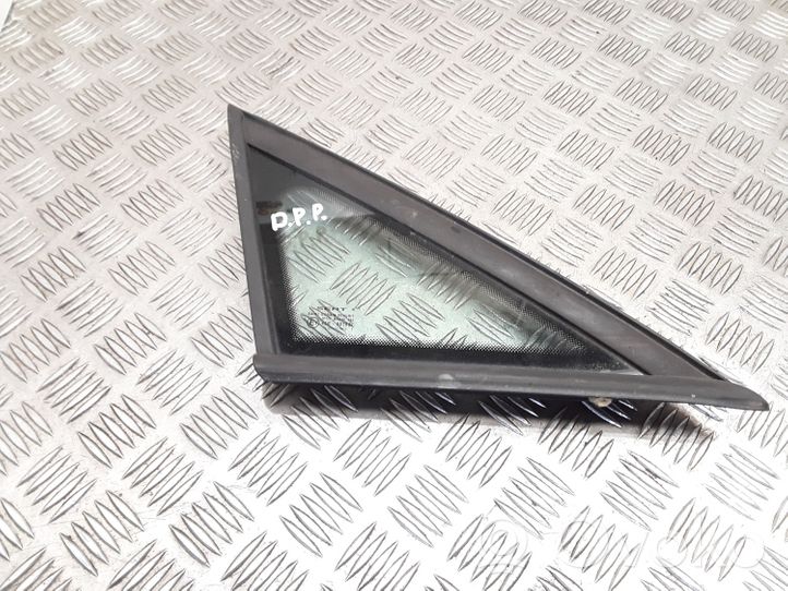 Seat Altea XL Trikampis stiklas kėbulo priekyje 