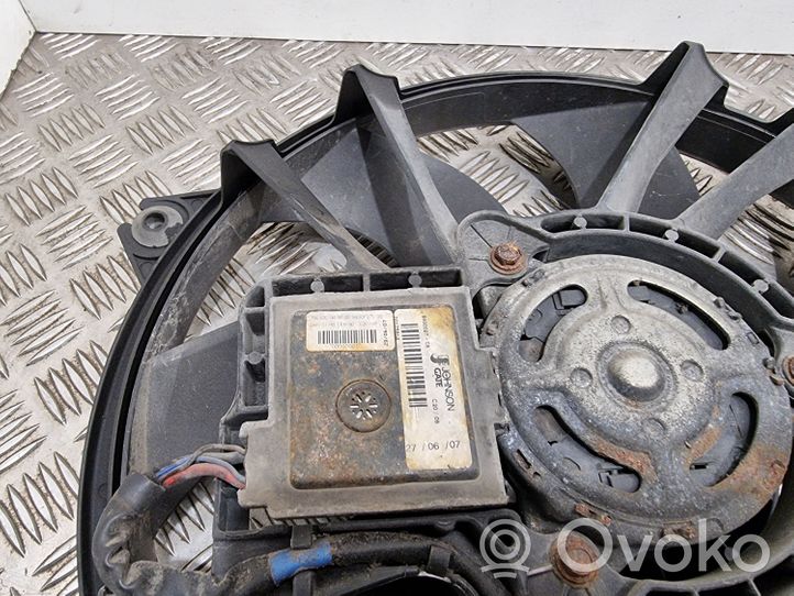 Citroen C5 Aro de refuerzo del ventilador del radiador 9683614680