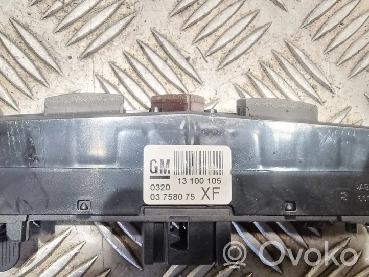 Opel Astra H Przycisk świateł awaryjnych 03758075