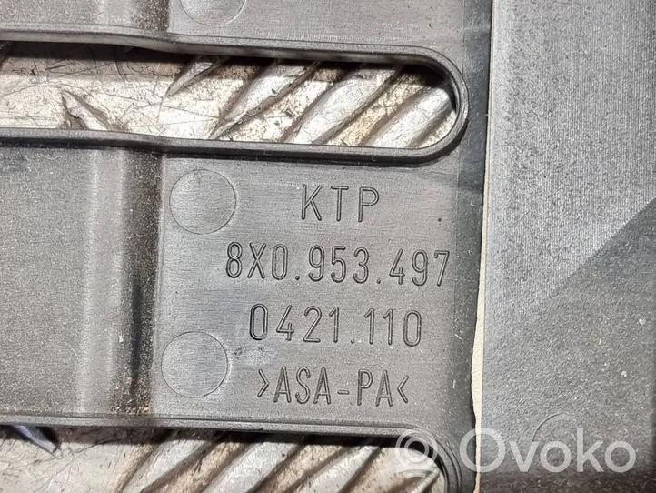 Audi A1 Rivestimento del piantone del volante 8X0953497