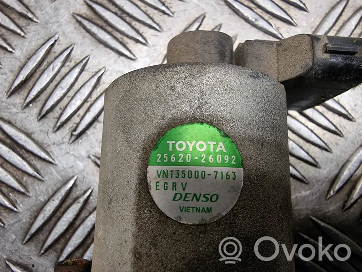 Toyota RAV 4 (XA30) EGR-venttiili 2562026092