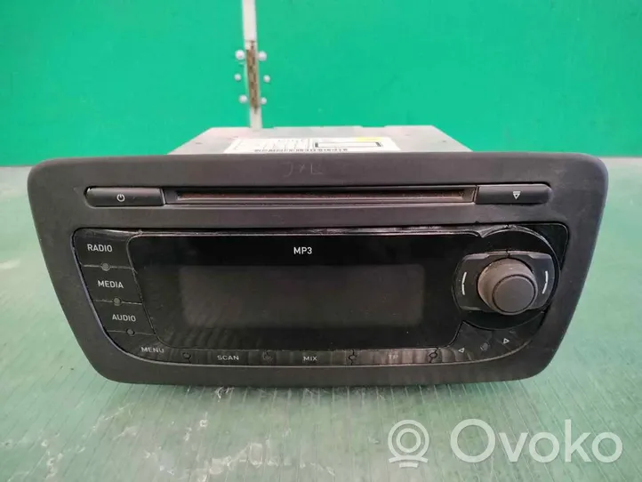 Hyundai H-1, Starex, Satellite Panel / Radioodtwarzacz CD/DVD/GPS 6J0035153B