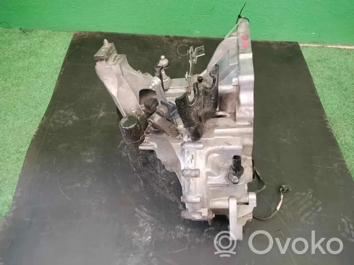 Toyota Avensis T250 Mechaninė 6 pavarų dėžė 9TH5613377