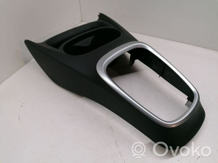 Toyota Yaris Console centrale 58821OD070