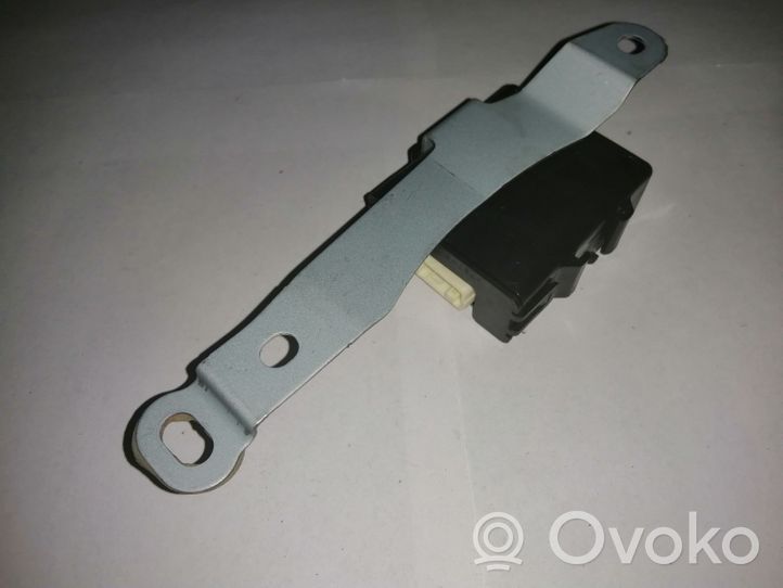 Toyota Prius (NHW20) Door control unit/module 8999147030