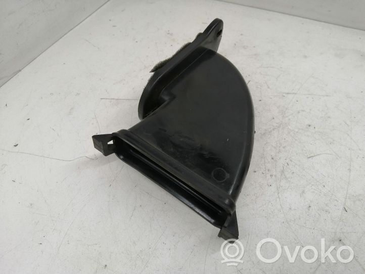 Mercedes-Benz Vito Viano W639 Välijäähdyttimen ilmakanavan ohjain A6938300045